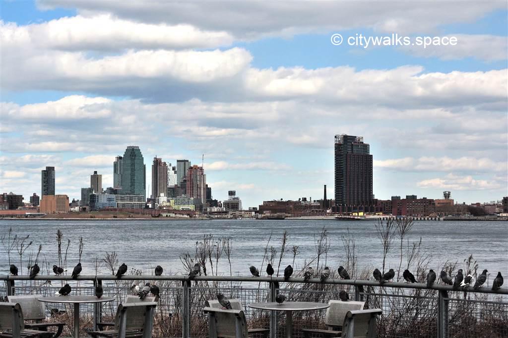 Le long de l'East River, Manhattan